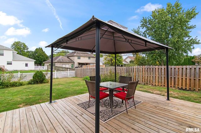 3012 Red Bud Lane, Springfield, IL 62712