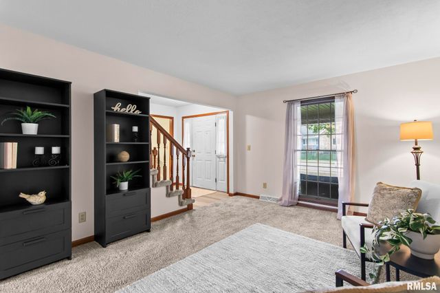 3012 Red Bud Lane, Springfield, IL 62712