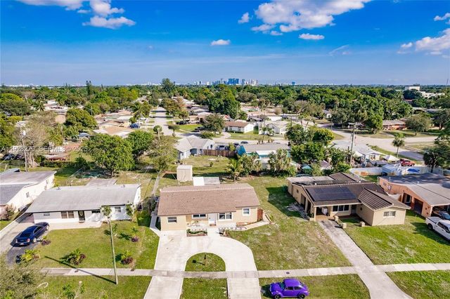 720 NW 38th Ave, Lauderhill, FL 33311