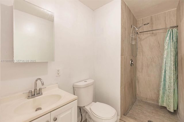 720 NW 38th Ave, Lauderhill, FL 33311