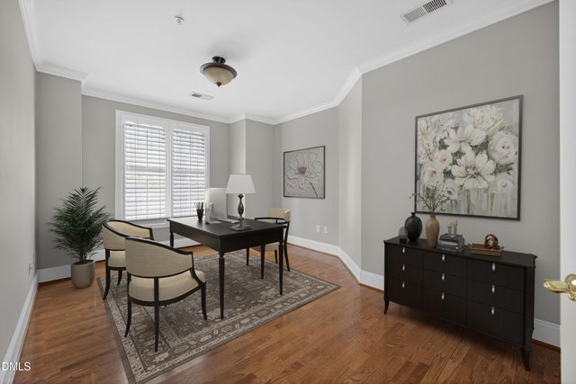 3920 Essex Garden Lane 202, Raleigh, NC 27612