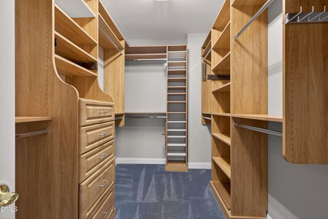 3920 Essex Garden Lane 202, Raleigh, NC 27612