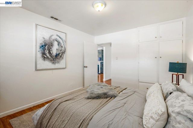 3675 Monterey Blvd, San Leandro, CA 94578