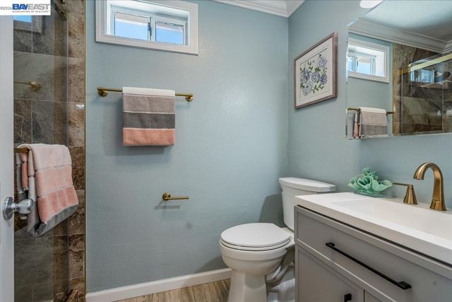 3675 Monterey Blvd, San Leandro, CA 94578
