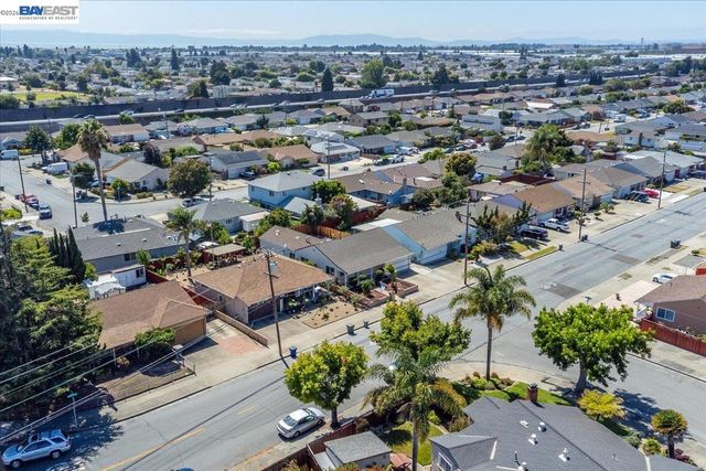 3675 Monterey Blvd, San Leandro, CA 94578