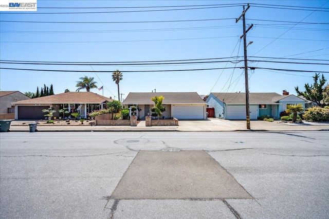 3675 Monterey Blvd, San Leandro, CA 94578
