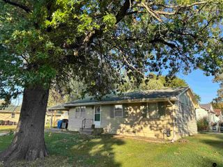 1500 N 52 Street, Lincoln, NE 68504