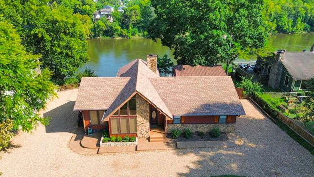 1317 Fernbank Dr, Madison, TN 37115