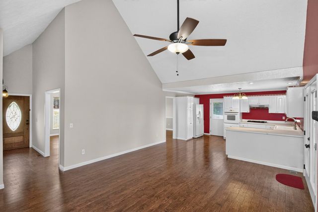 1317 Fernbank Dr, Madison, TN 37115