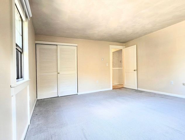 35 Swanson Court 32D, Boxborough, MA 01719