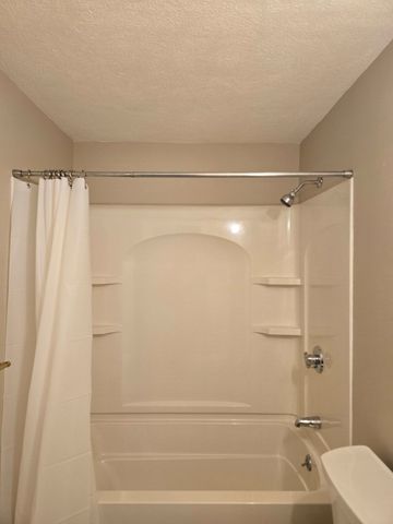 35 Swanson Court 32D, Boxborough, MA 01719