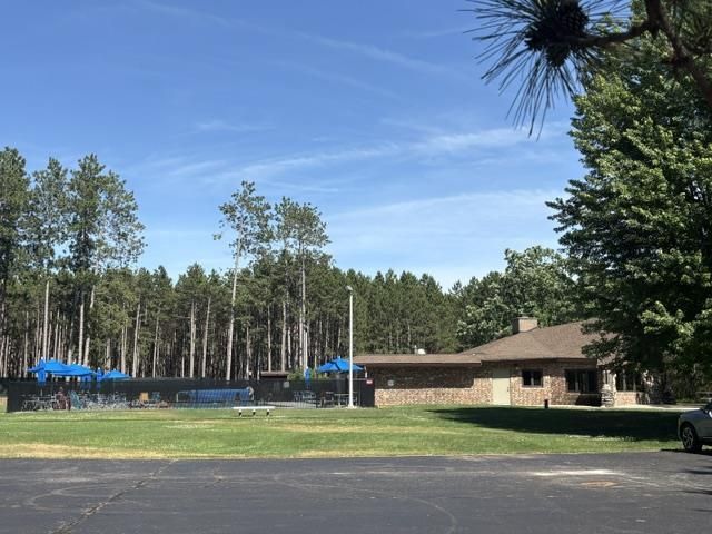 1616 Hawkshead Trail, Nekoosa, WI 54457