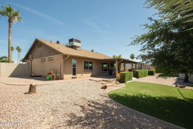 5161 E BECK Lane, Scottsdale, AZ 85254