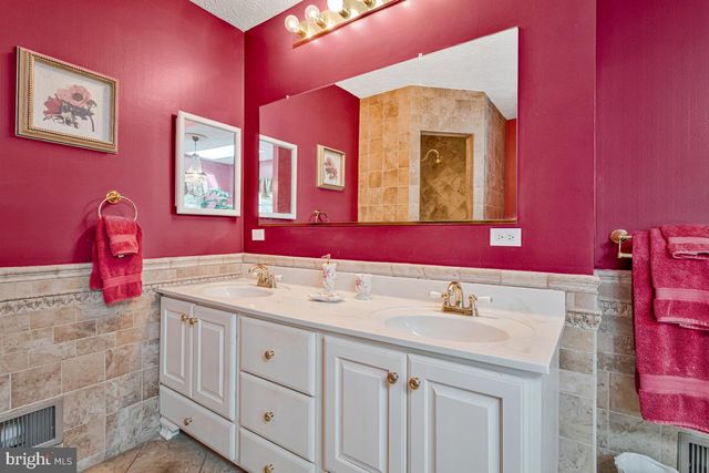 650 VERDA LN, Huntingtown, MD 20639