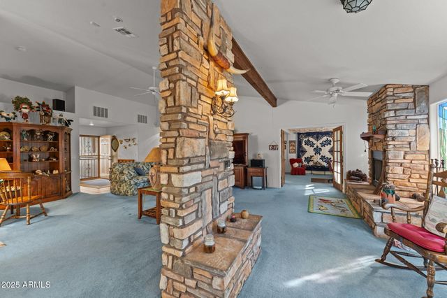 1646 N PEACH Drive, Wickenburg, AZ 85390