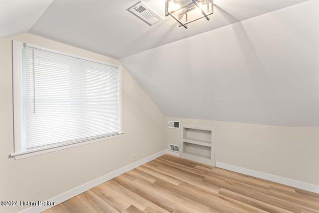 2701 Delor Ave, Louisville, KY 40217