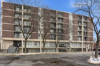 1043 S York Road 402, Bensenville, IL 60106