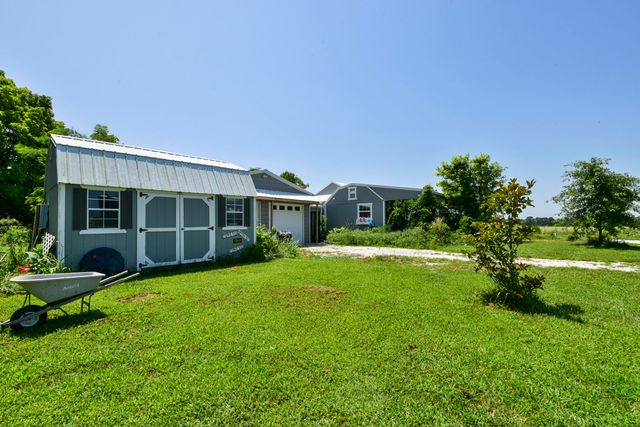 5832 S Freeman Lane, Rogersville, MO 65742