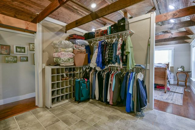 5832 S Freeman Lane, Rogersville, MO 65742