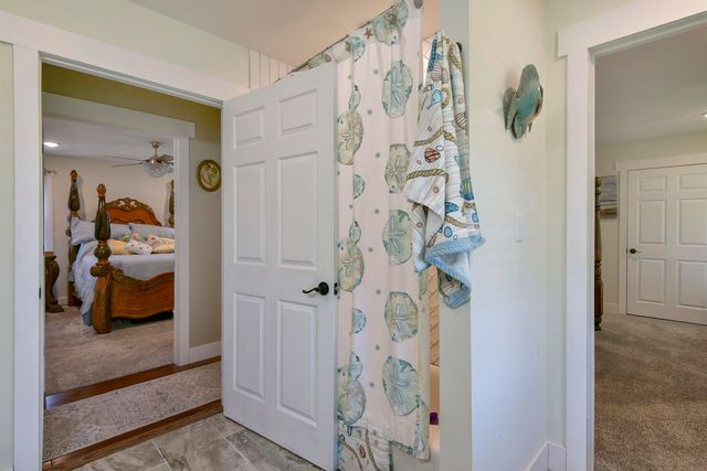 5832 S Freeman Lane, Rogersville, MO 65742