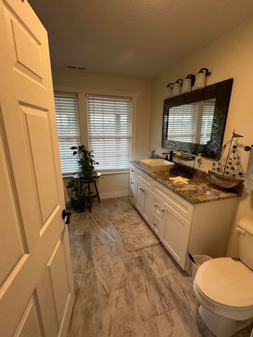 5832 S Freeman Lane, Rogersville, MO 65742