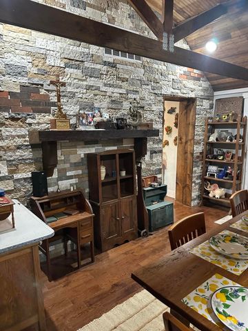 5832 S Freeman Lane, Rogersville, MO 65742