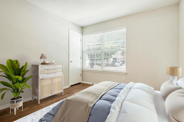 162 Brandons WAY, Buda, TX 78610