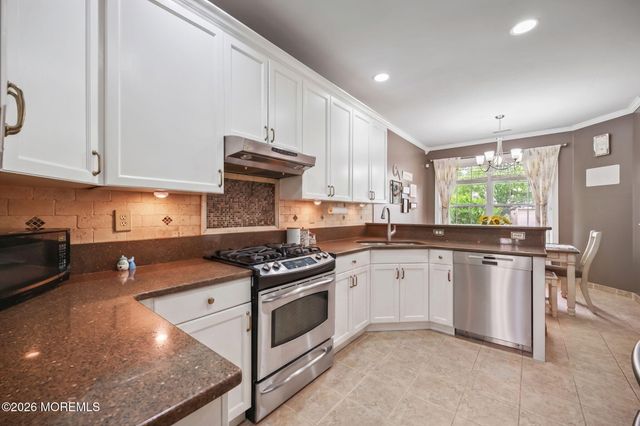 90 Banyan Boulevard, Holmdel, NJ 07733