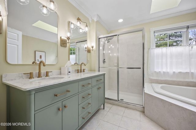 90 Banyan Boulevard, Holmdel, NJ 07733
