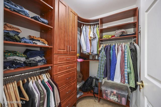 90 Banyan Boulevard, Holmdel, NJ 07733