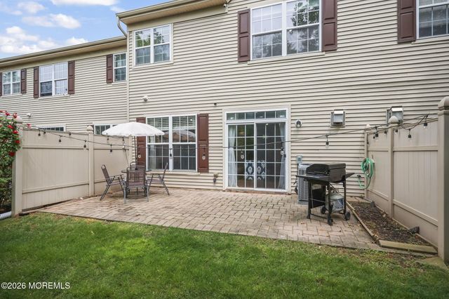 90 Banyan Boulevard, Holmdel, NJ 07733