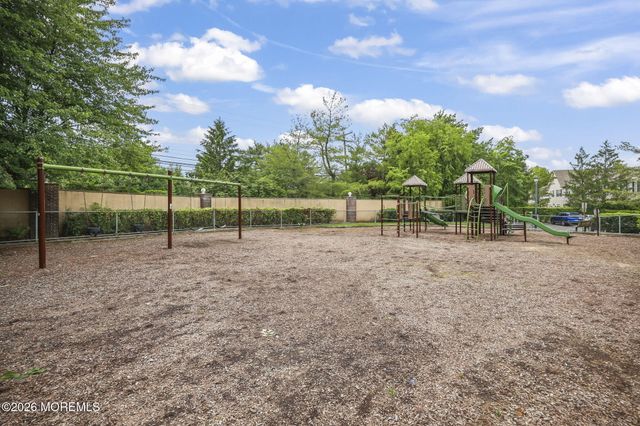 90 Banyan Boulevard, Holmdel, NJ 07733