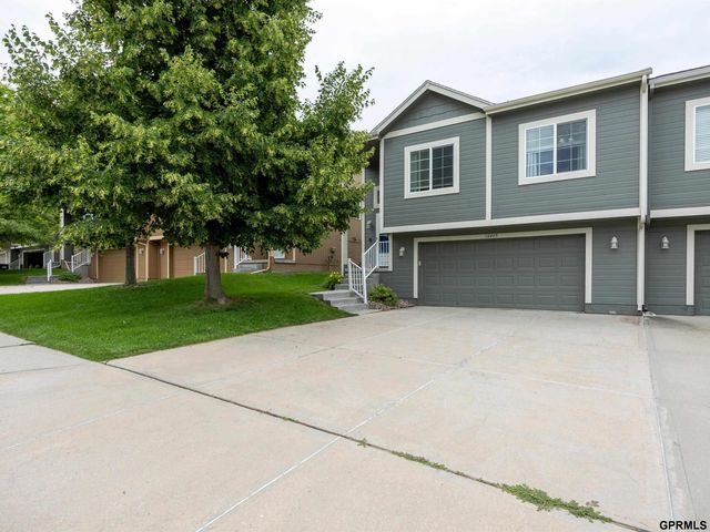 16405 Camden Avenue, Omaha, NE 68116