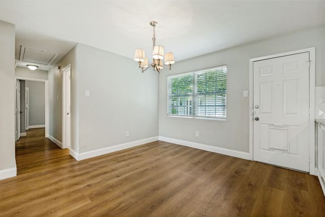 717 Willowbrook Drive, Mesquite, TX 75149