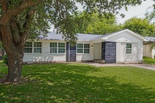 717 Willowbrook Drive, Mesquite, TX 75149