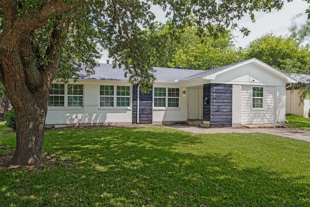 717 Willowbrook Drive, Mesquite, TX 75149