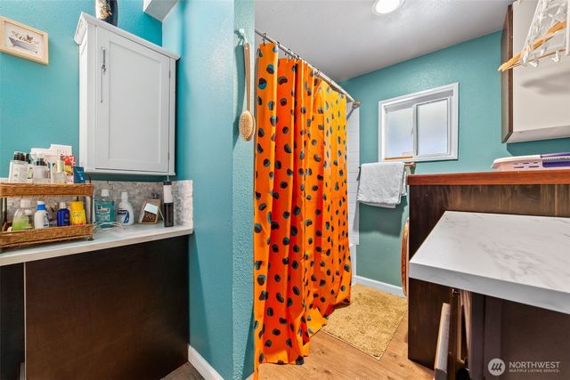 413 SW 305th Street, Federal Way, WA 98023