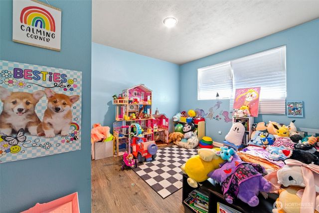 413 SW 305th Street, Federal Way, WA 98023