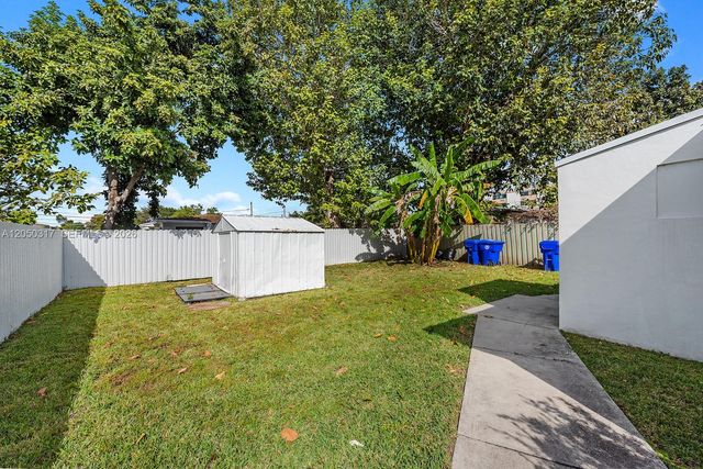 1911 NW 30th St 3, Miami, FL 33142