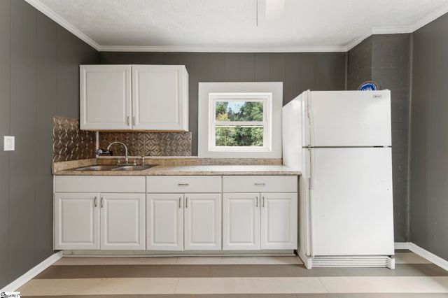 214 Minus Street, Greenville, SC 29601