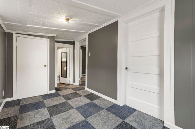 214 Minus Street, Greenville, SC 29601