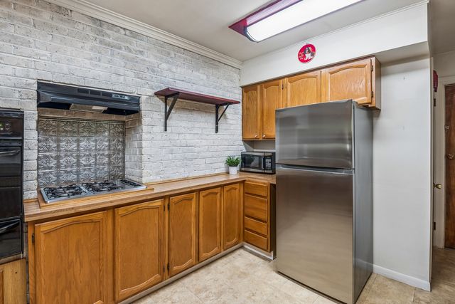 41061 N 3rd Street, Antioch, IL 60002