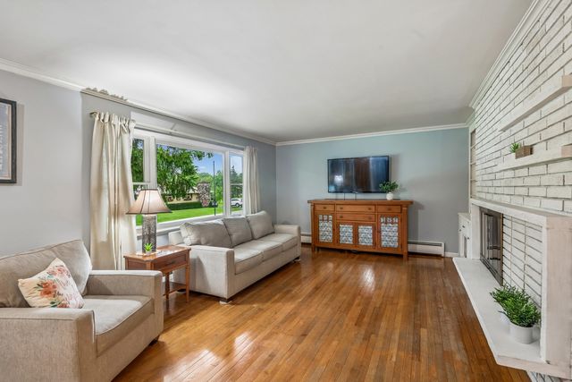 41061 N 3rd Street, Antioch, IL 60002