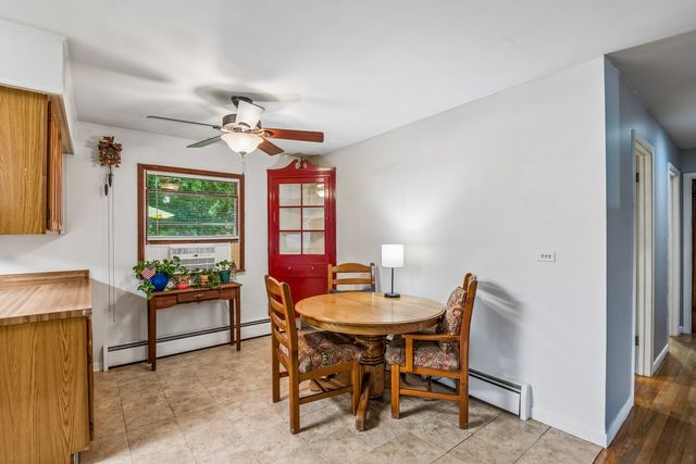41061 N 3rd Street, Antioch, IL 60002
