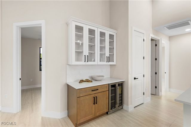 1711 SW 3rd ST, Cape Coral, FL 33991