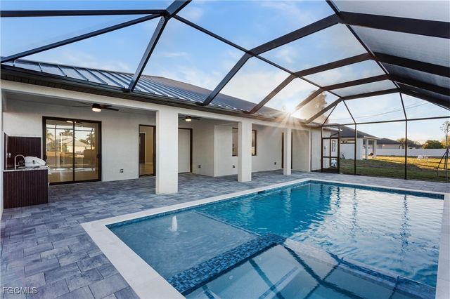 1711 SW 3rd ST, Cape Coral, FL 33991