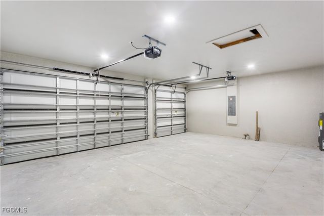 1711 SW 3rd ST, Cape Coral, FL 33991