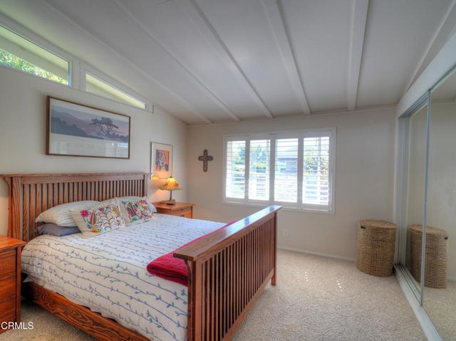 69 University Avenue, Ventura, CA 93003