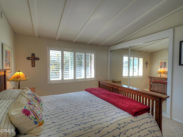 69 University Avenue, Ventura, CA 93003