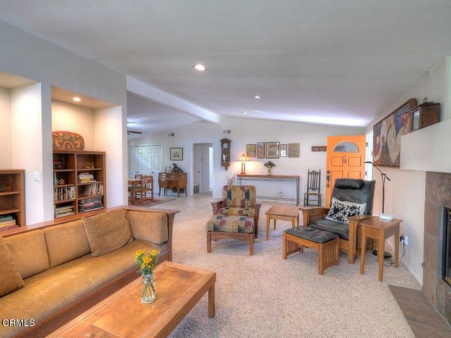 69 University Avenue, Ventura, CA 93003